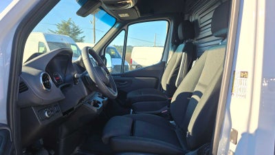 2025 Mercedes-Benz Sprinter 2500 Standard Roof I4 Diesel 144" RWD