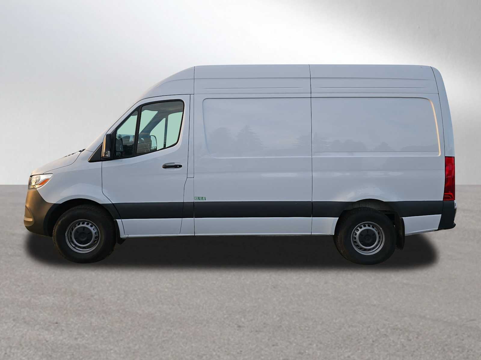 2025 Mercedes-Benz Sprinter 2500 Standard Roof I4 Diesel 144" RWD