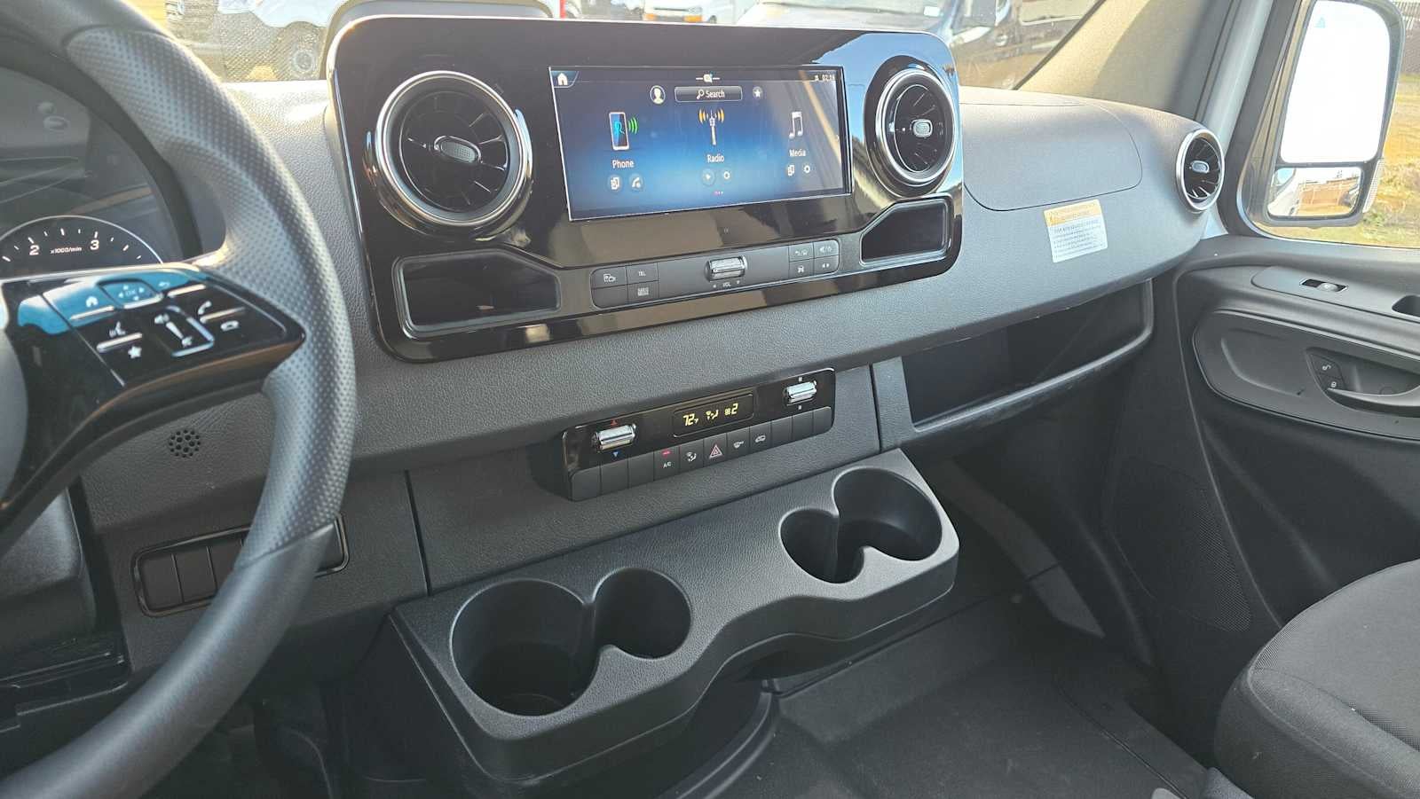 2025 Mercedes-Benz Sprinter 2500 High Roof I4 Diesel 170" RWD