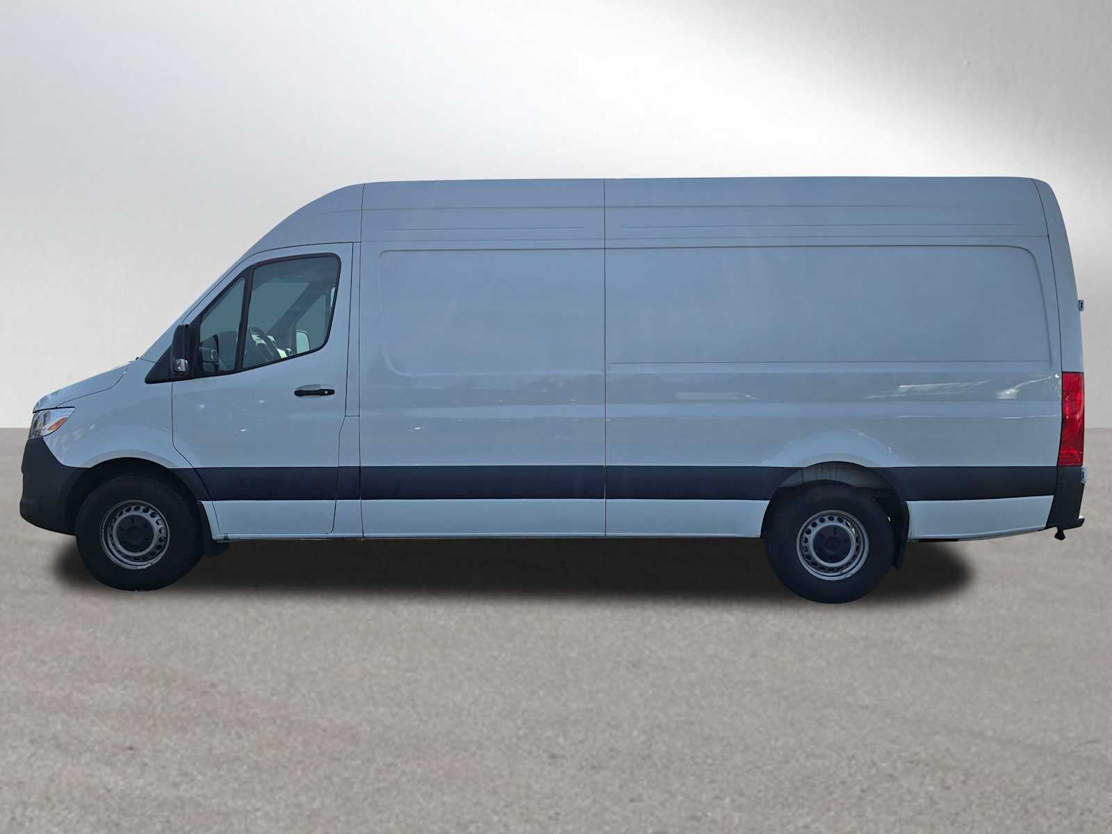 2025 Mercedes-Benz Sprinter 2500 High Roof I4 Diesel 170" RWD