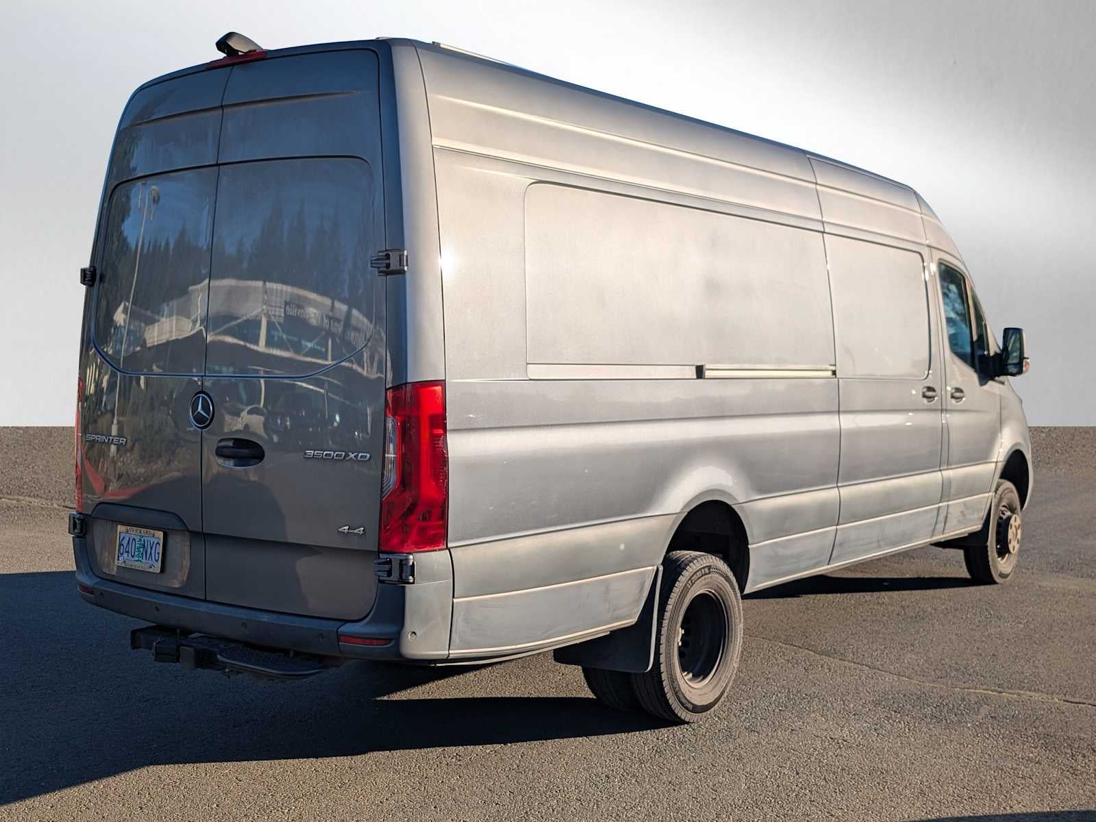 2022 Mercedes-Benz Sprinter 3500XD High Roof V6 170" Extended 4WD