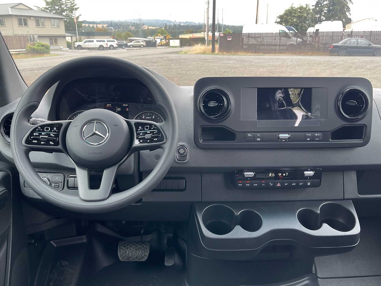 2024 Mercedes-Benz Sprinter 2500 Standard Roof I4 Diesel HO 144" RWD