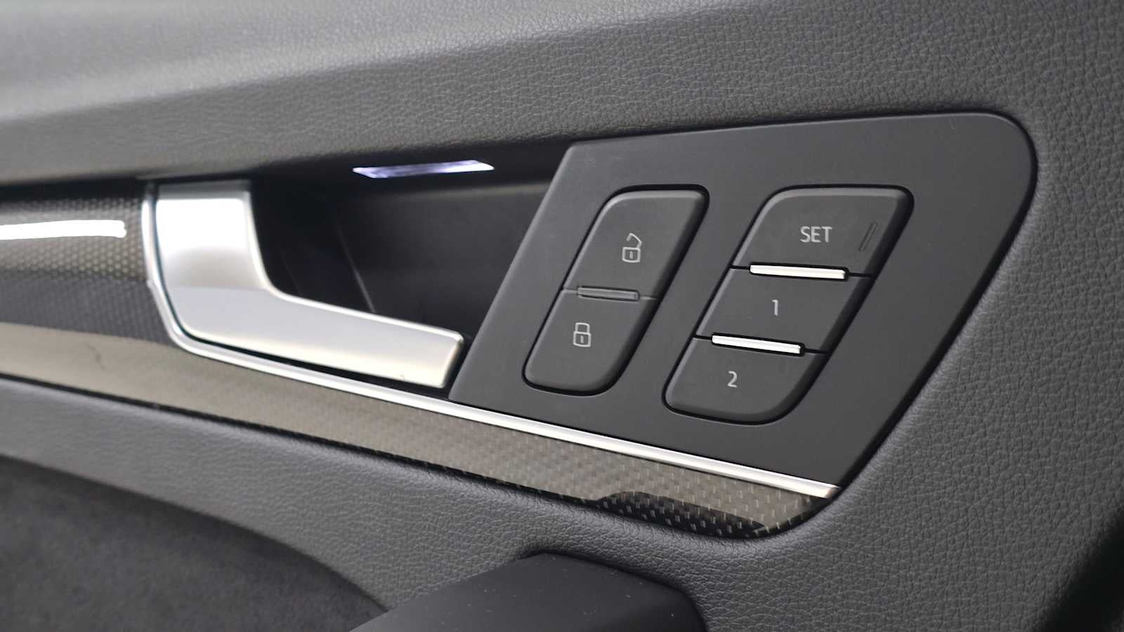 2023 Audi SQ5 Premium Plus