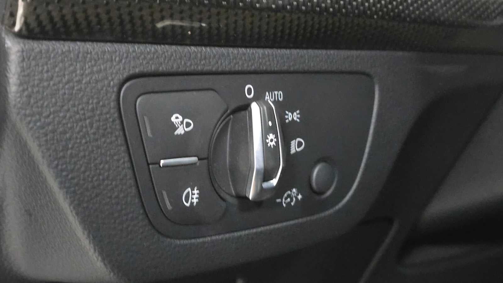 2023 Audi SQ5 Premium Plus