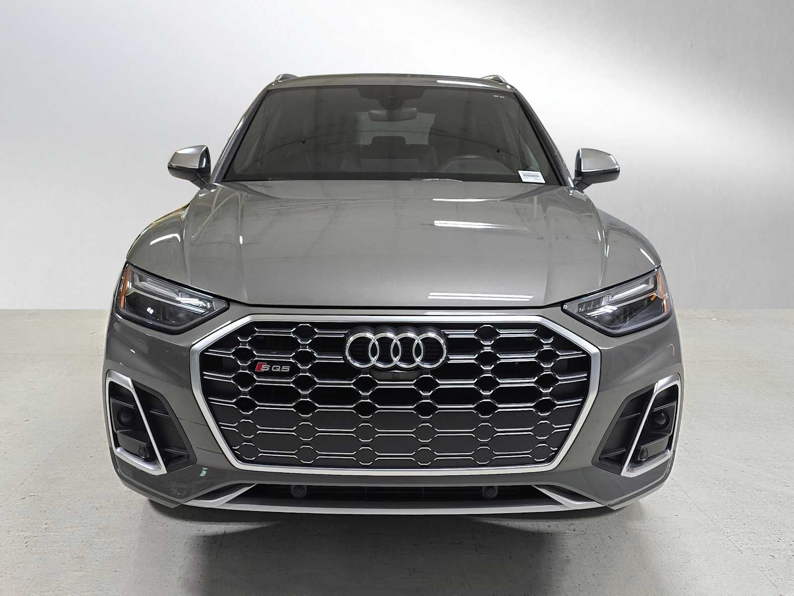 2023 Audi SQ5 Premium Plus