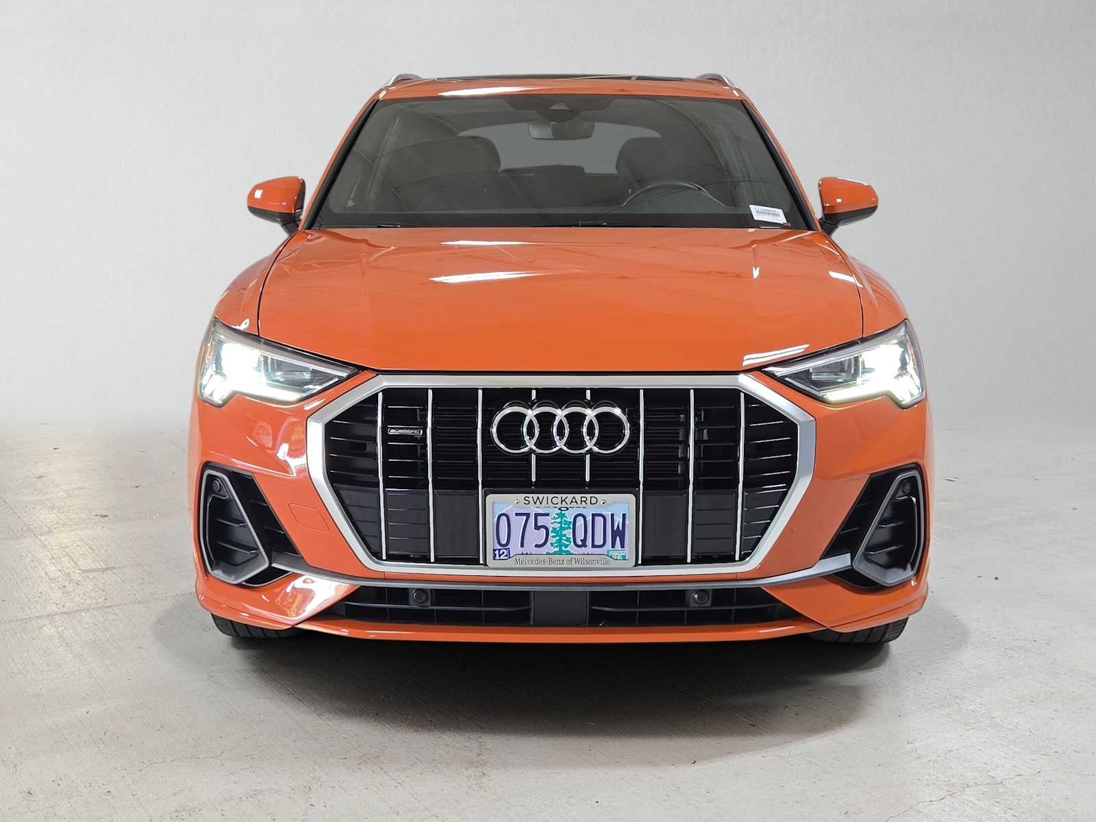 2023 Audi Q3 S line Premium