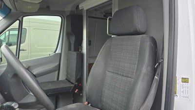 2018 Mercedes-Benz Sprinter 2500 Standard Roof V6 144" RWD