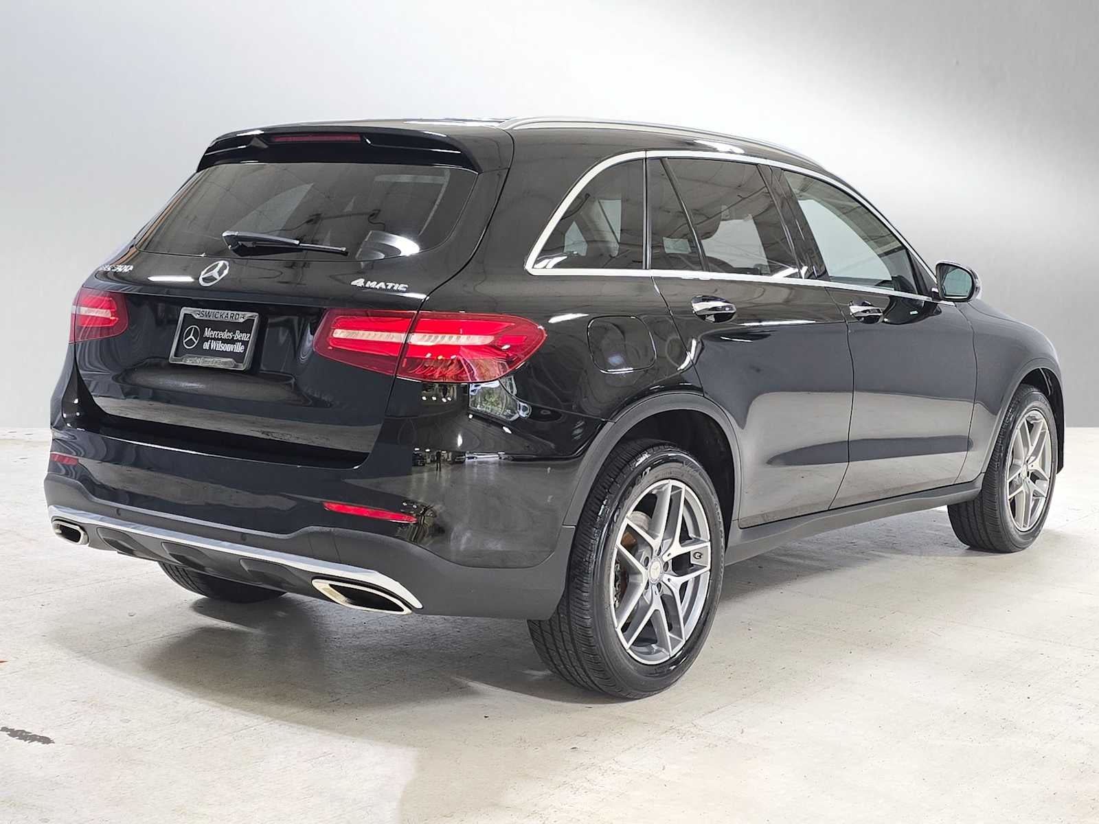 2016 Mercedes-Benz GLC 300 4MATIC® 4dr