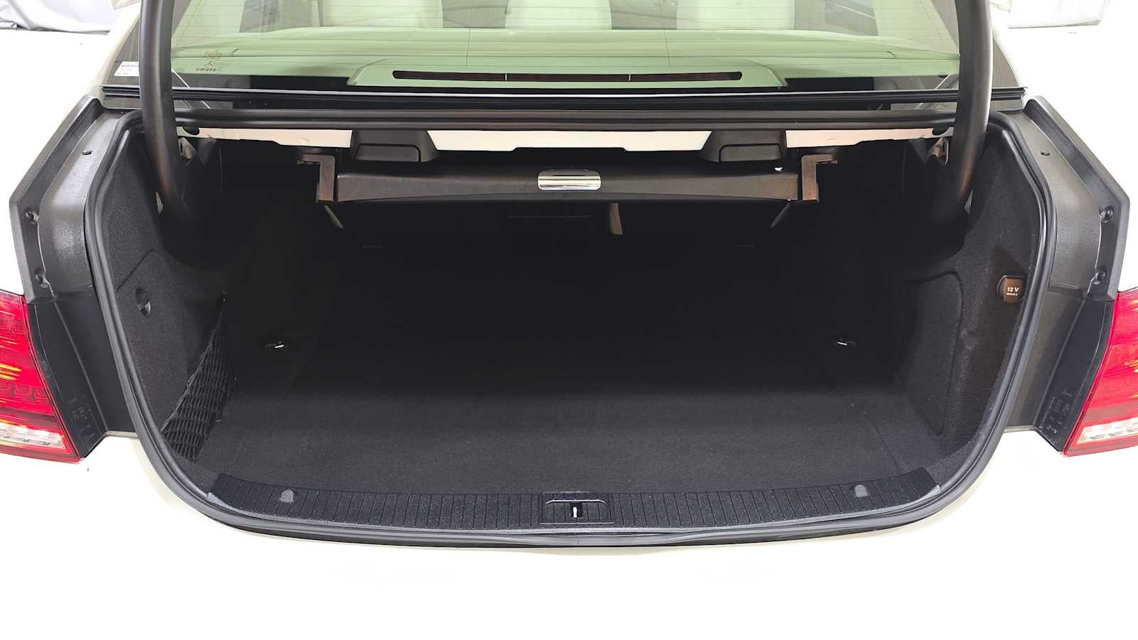 2016 Mercedes-Benz E 350 4dr Sdn RWD