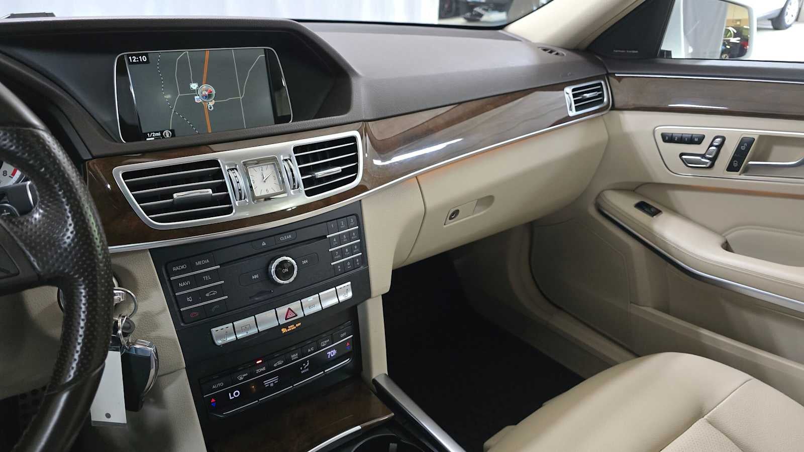 2016 Mercedes-Benz E 350 4dr Sdn RWD