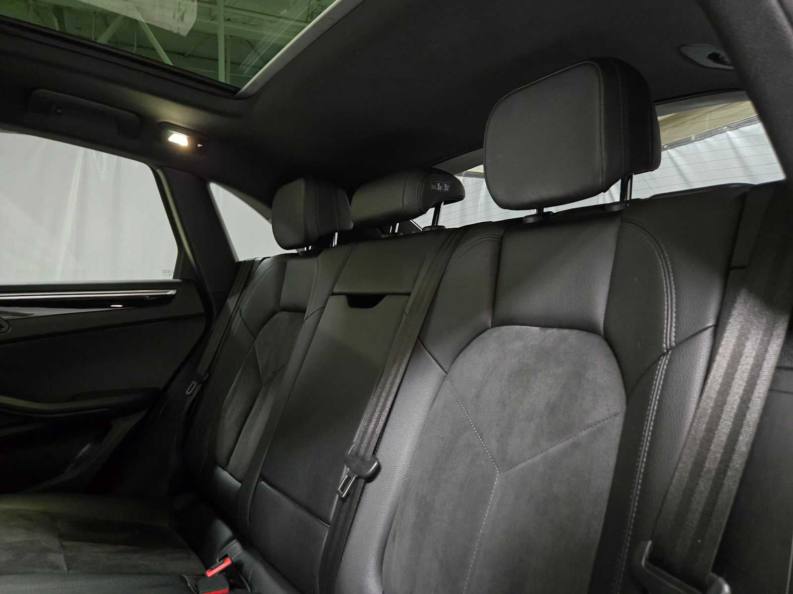 2019 Porsche Macan AWD