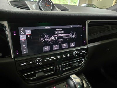2019 Porsche Macan AWD