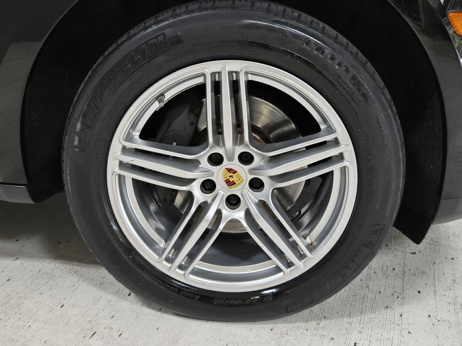 2019 Porsche Macan AWD