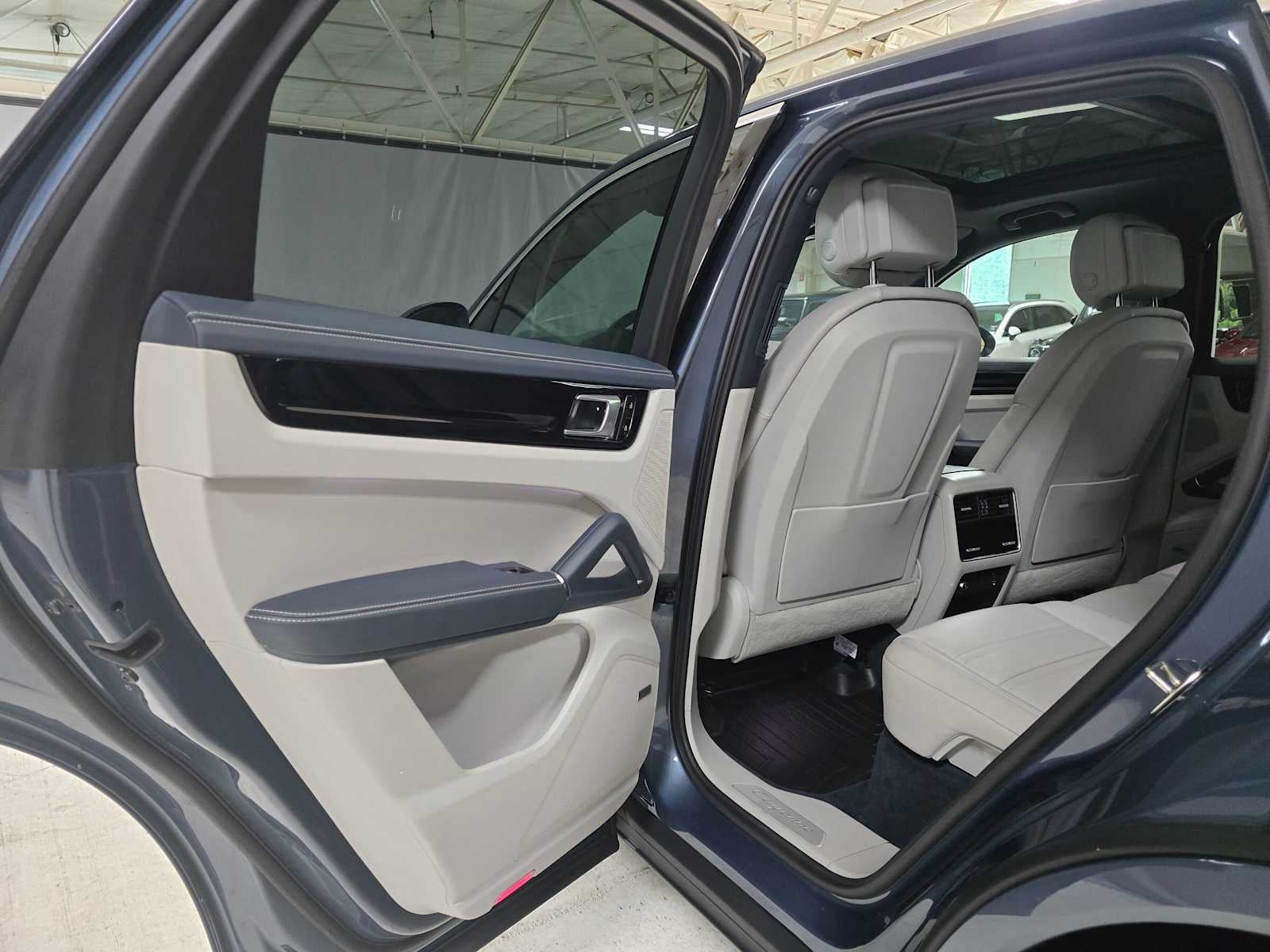 2020 Porsche Cayenne AWD