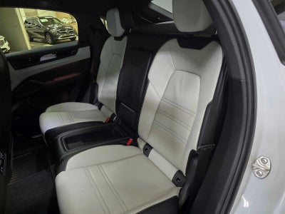 2024 Porsche Cayenne S