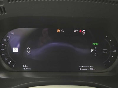 2023 Volvo XC60 Recharge Plug-In Hybrid Plus Bright Theme
