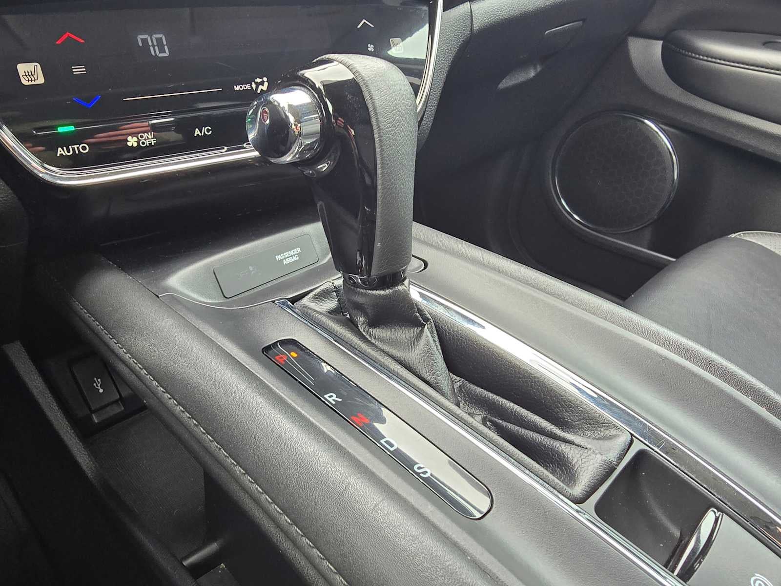 2017 Honda HR-V EX-L Navi