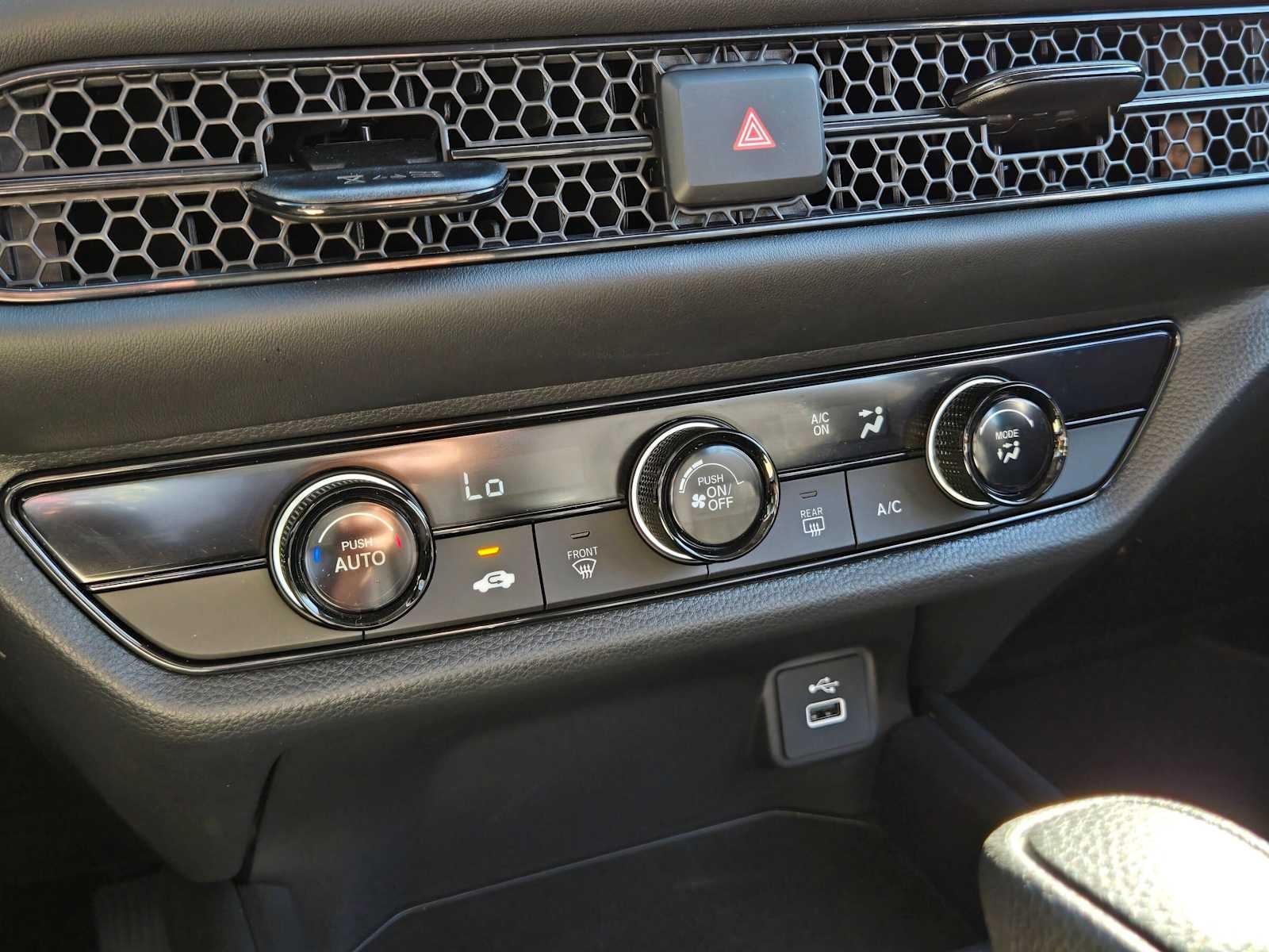 2025 Honda HR-V LX