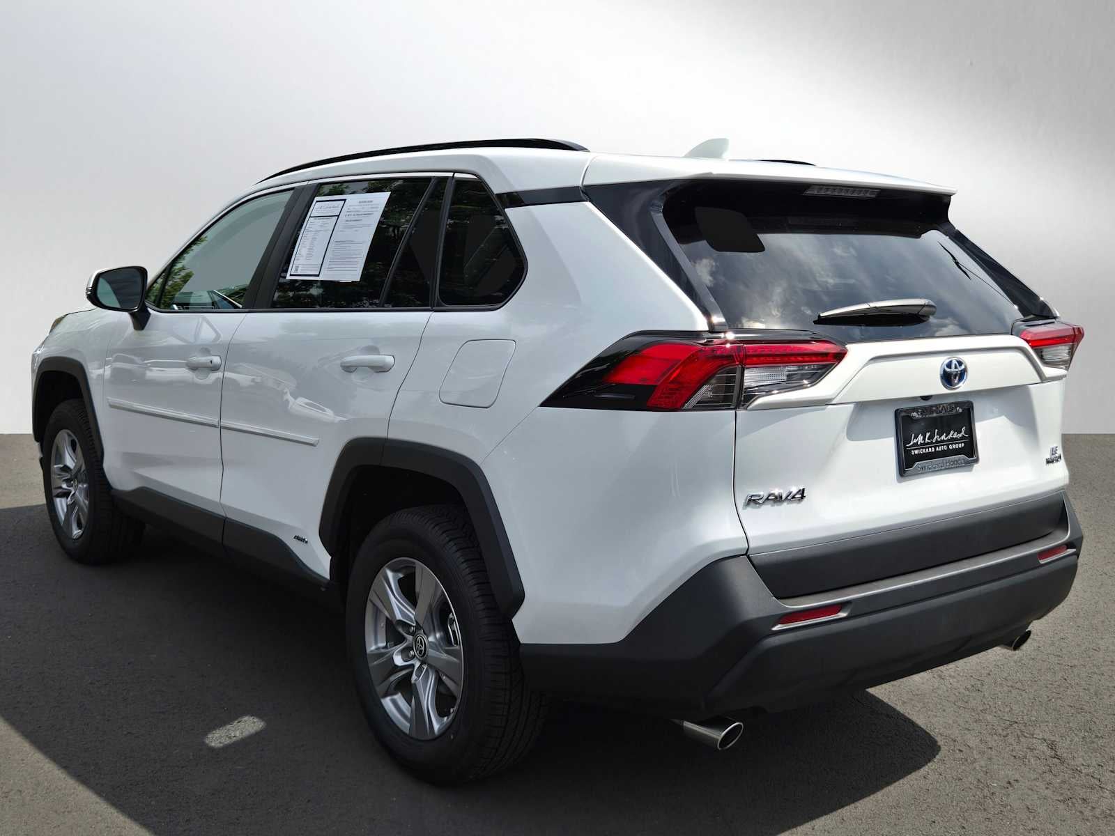 2024 Toyota RAV4 Hybrid LE
