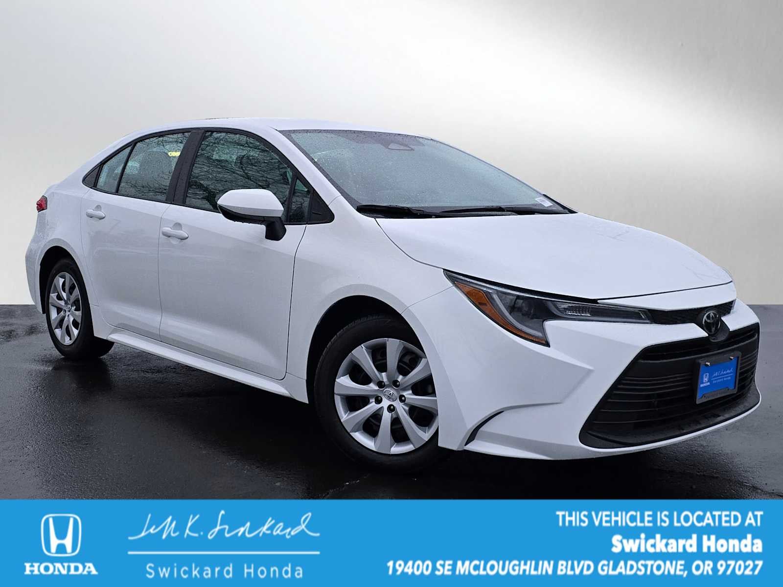 2024 Toyota Corolla LE