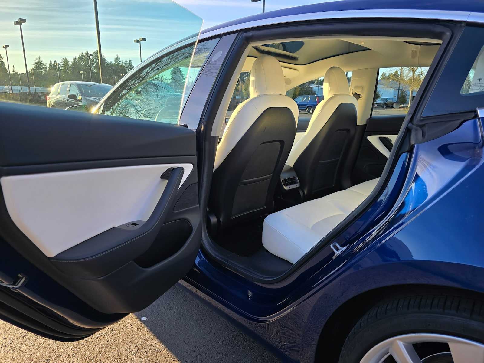 2019 Tesla Model 3 Performance