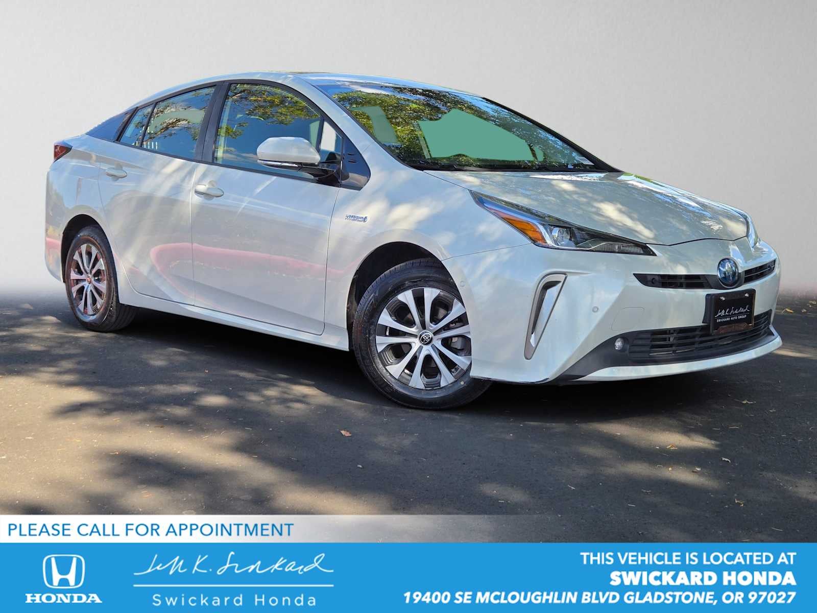 2019 Toyota Prius LE