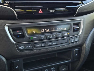 2019 Toyota Prius LE