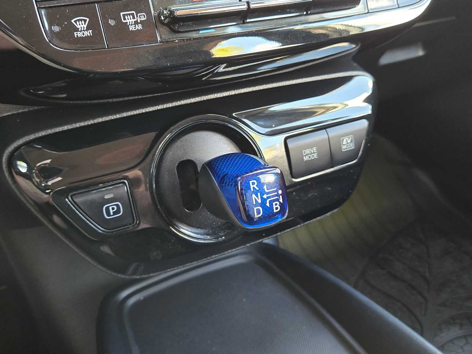 2019 Toyota Prius LE