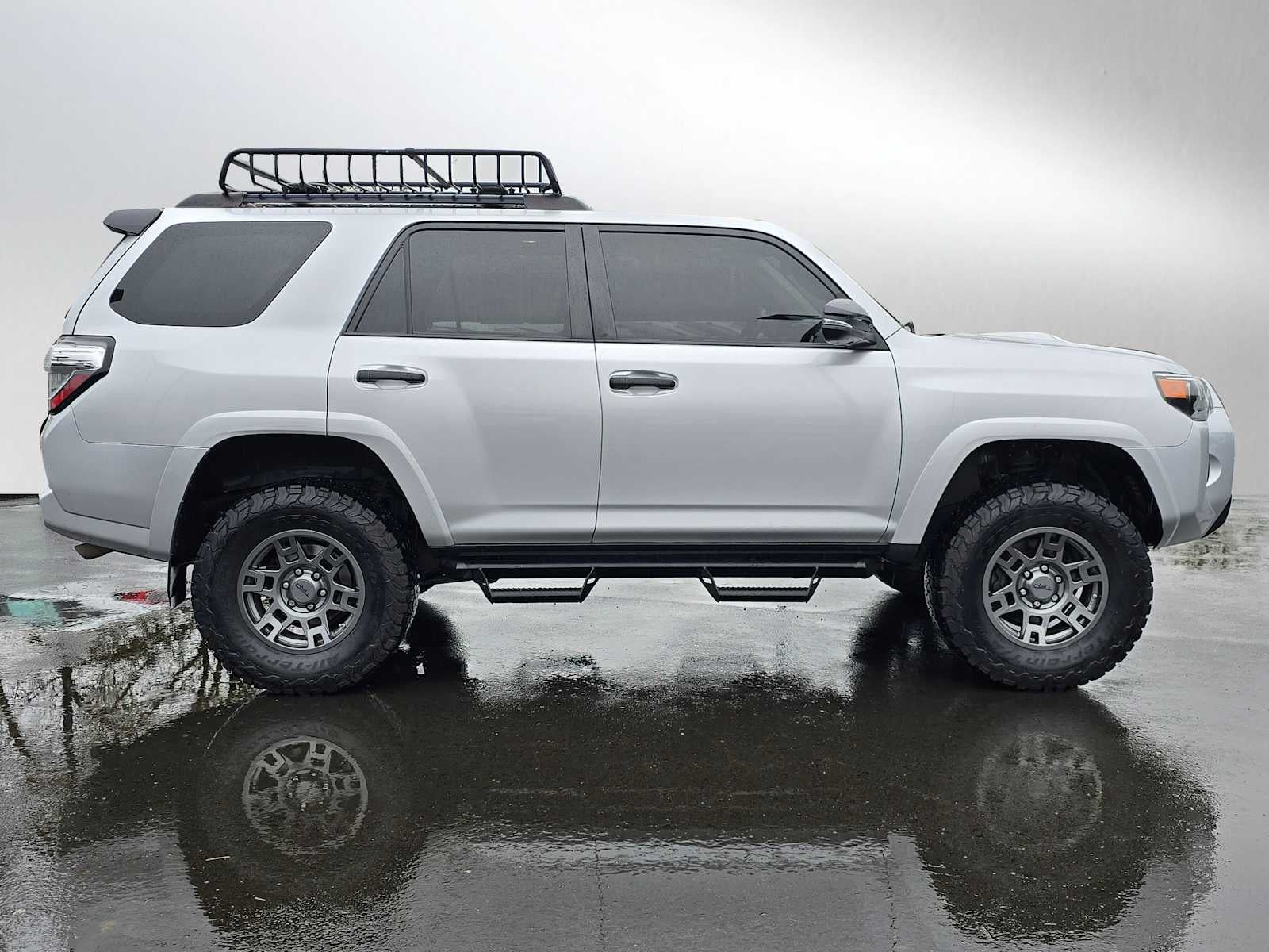 2020 Toyota 4Runner Venture