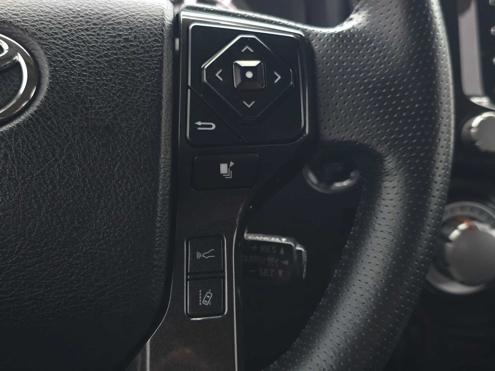 2020 Toyota 4Runner Venture