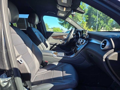 2020 Mercedes-Benz GLC 300 GLC 300