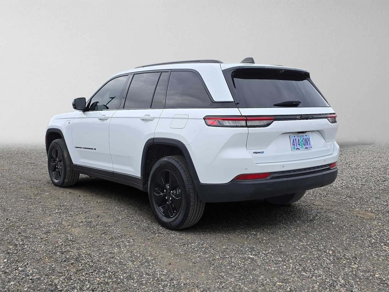 2022 Jeep Grand Cherokee 4xe 4x4