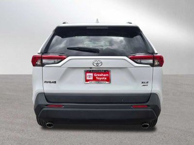 2020 Toyota RAV4 XLE