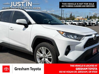 2021 Toyota RAV4 XLE