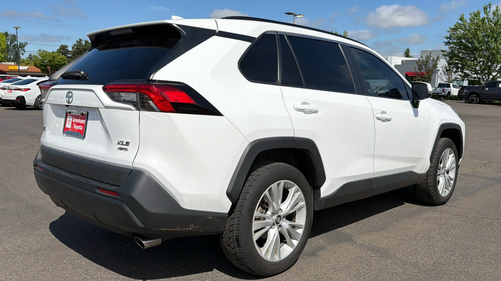 2021 Toyota RAV4 XLE