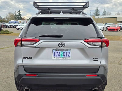 2025 Toyota RAV4 XLE