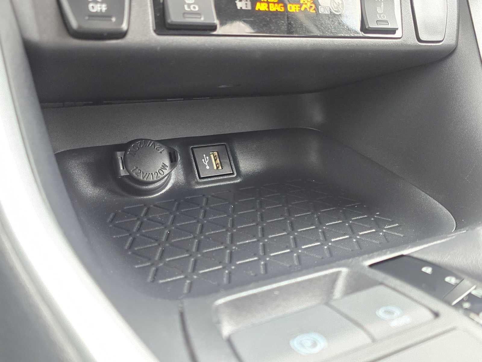 2025 Toyota RAV4 Hybrid Woodland