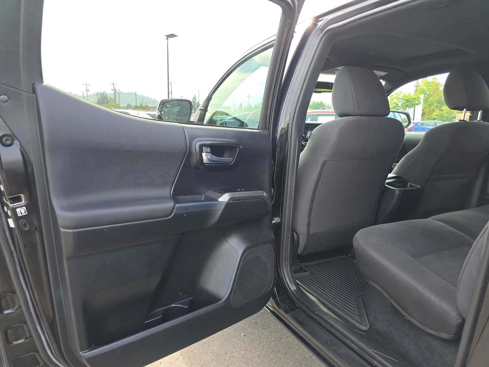2017 Toyota Tacoma TRD Sport