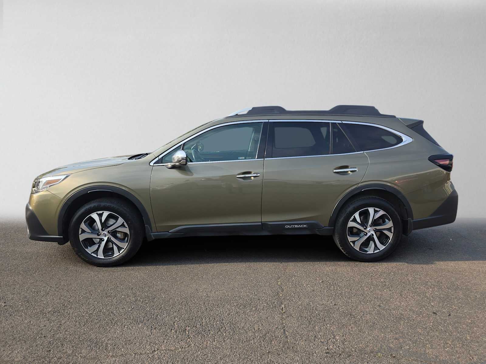 2022 Subaru Outback Touring