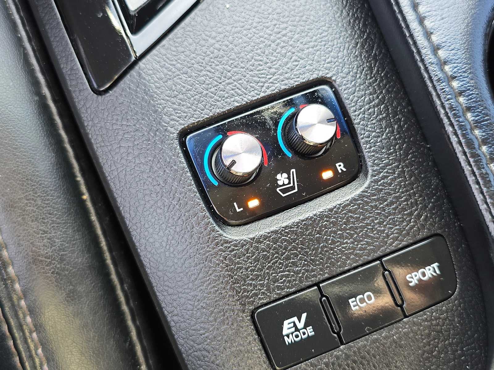 2015 Toyota Avalon Hybrid Limited