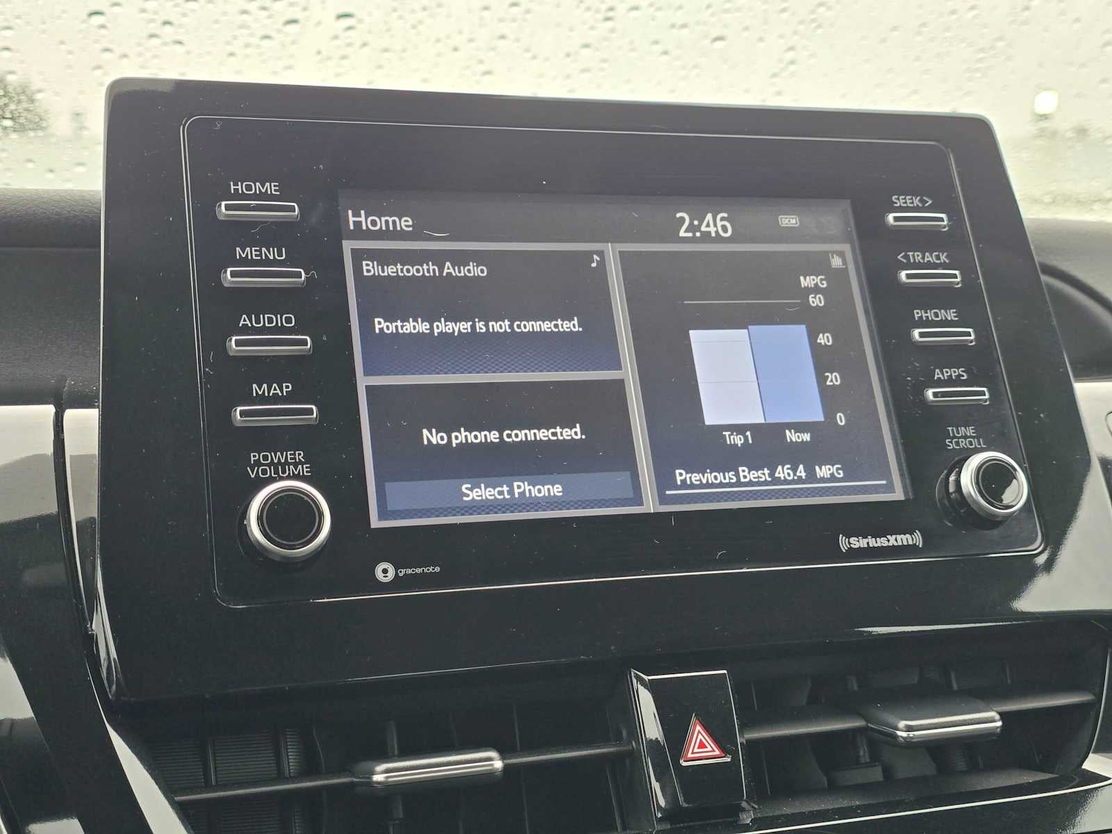 2022 Toyota Camry Hybrid LE