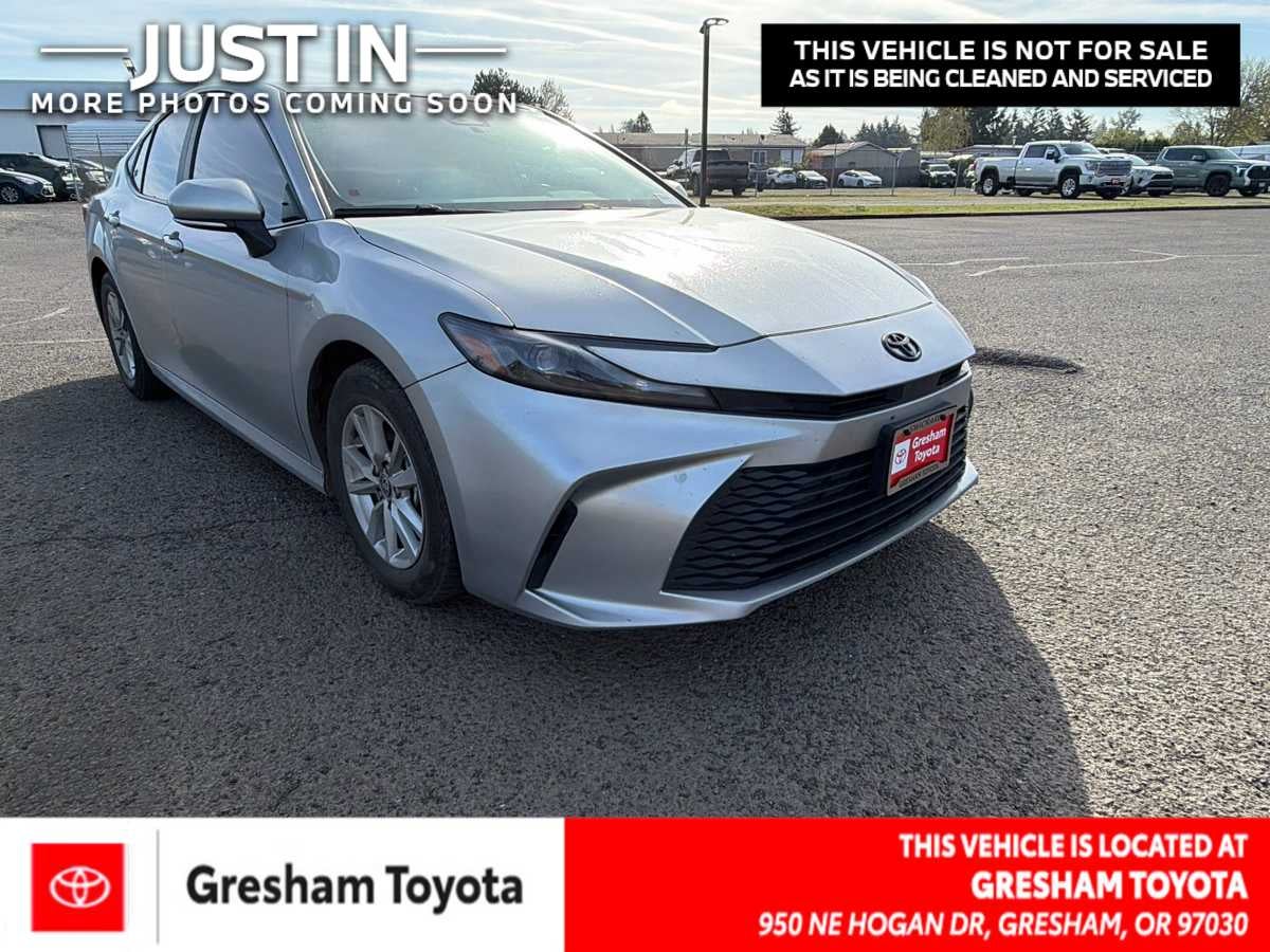 2025 Toyota Camry LE