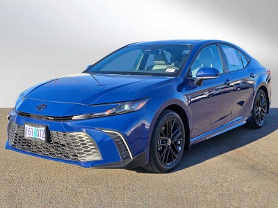 2025 Toyota Camry SE