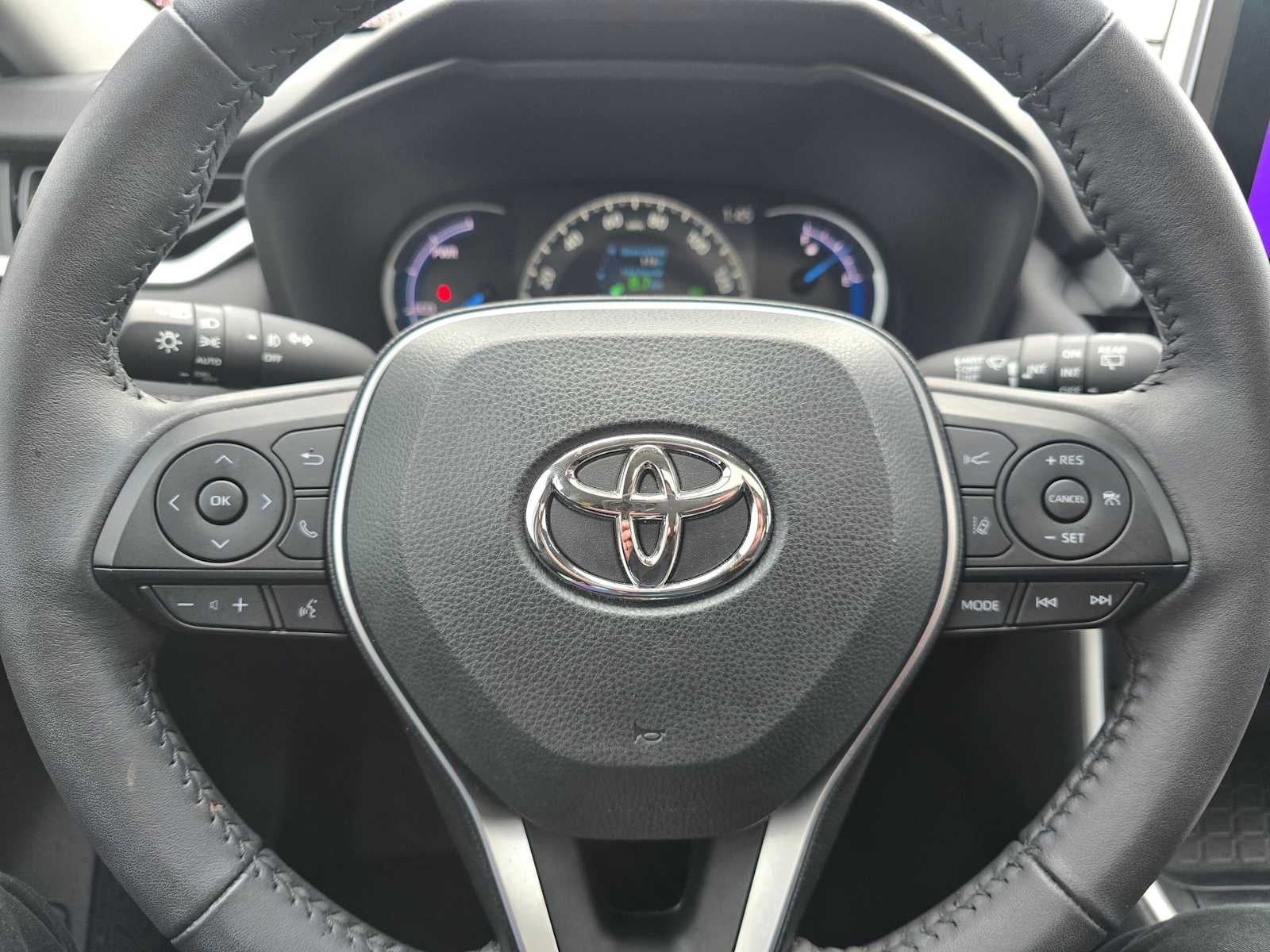 2023 Toyota RAV4 Hybrid XLE Premium