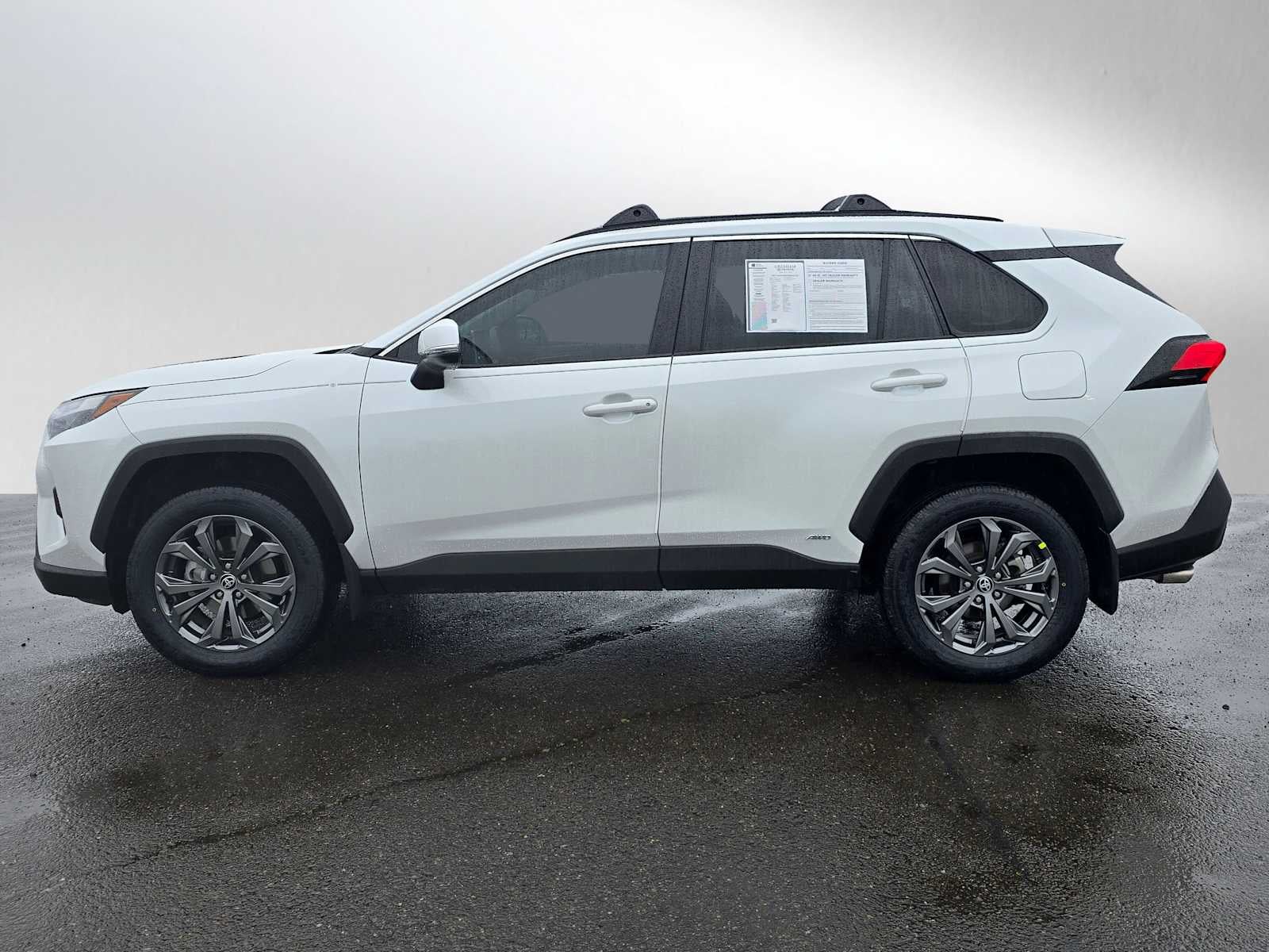 2023 Toyota RAV4 Hybrid XLE Premium