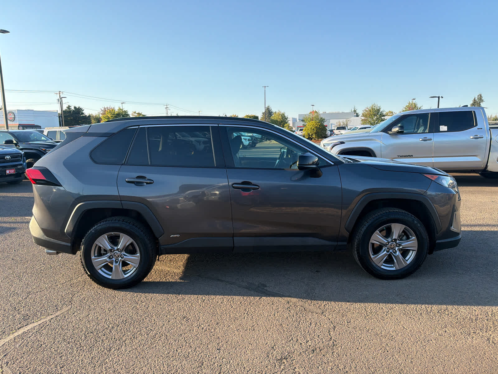 2022 Toyota RAV4 Hybrid LE
