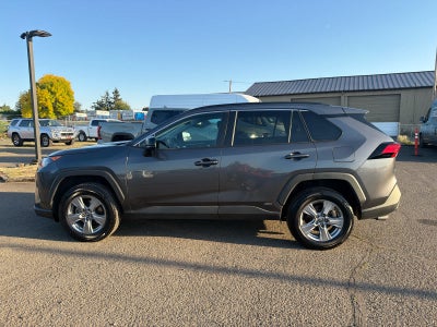 2022 Toyota RAV4 Hybrid LE