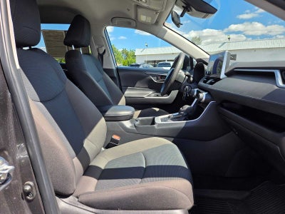 2023 Toyota RAV4 Hybrid LE
