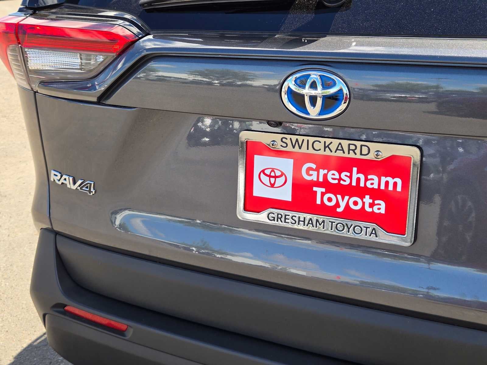 2023 Toyota RAV4 Hybrid LE