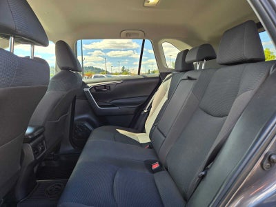 2023 Toyota RAV4 Hybrid LE